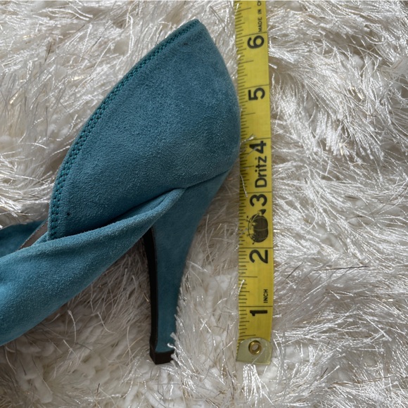 Lockharte Sky Blue Suede Open-Toe Tie-Front Sandal Heels 8.5